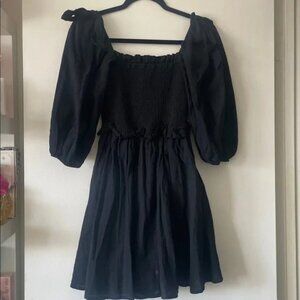 THE STYLE-Black Puff Sleeve Dress